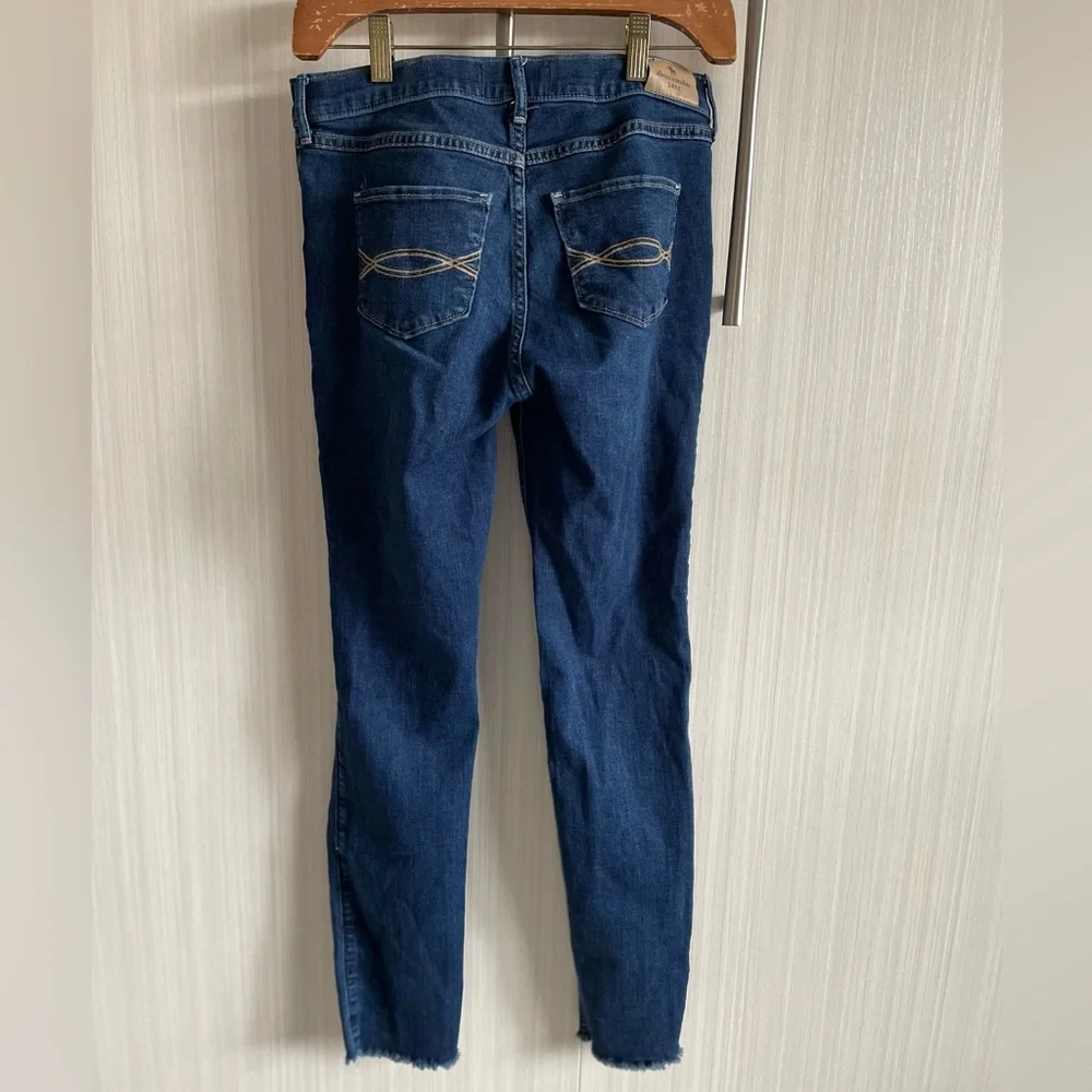 Abercrombie Kids distressed dark wash high rise jeans leggings‎ size 15/16 - Picture 3 of 10